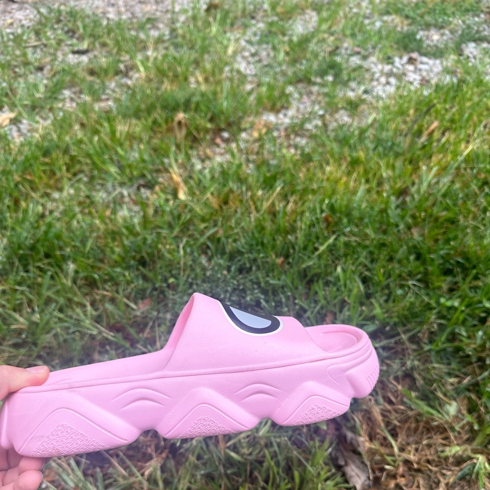 Champions sandals